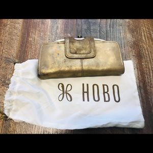 HOBO nova wristlet wallet
